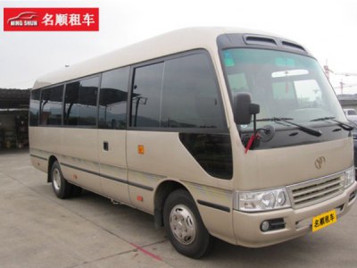 【巴士】考斯特（豪華款）