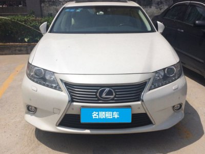 【轎車】雷克薩斯